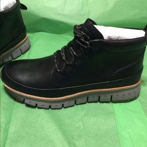 NWOT Men’s Cole Haan Zero Grand Chukka